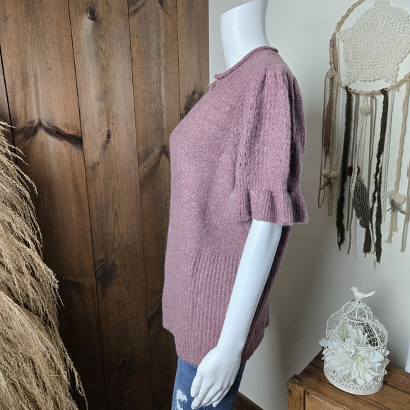 NWT Torrid Vegan Cashmere Pullover V-Neck Ruffle Elbow Sleeve Sweater - Picture 4 of 16